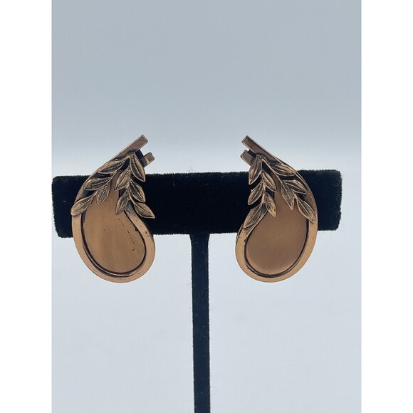 Vintage Renoir Paisley Leaf Copper Clip Earrings - Picture 1 of 8